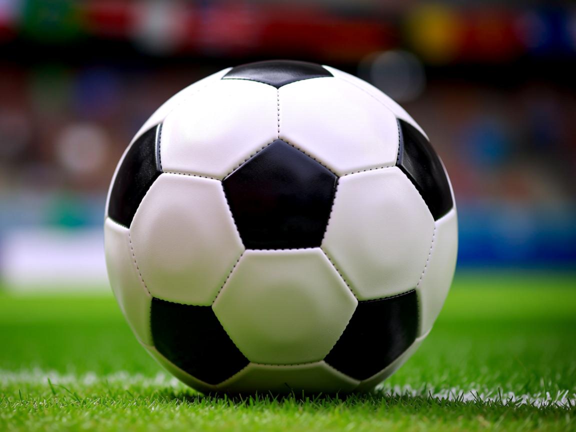 米兰体育-中场“1-2”站位提升传控效率 第2张